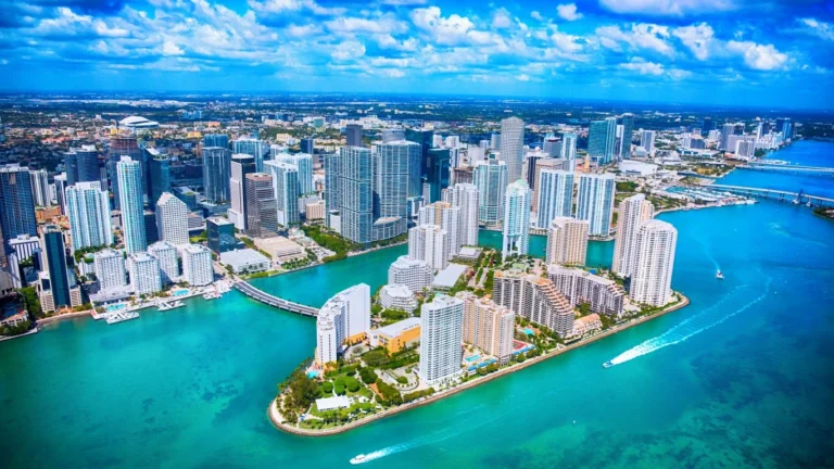 Why is everybody moving to miami even as it faces climate crisis?