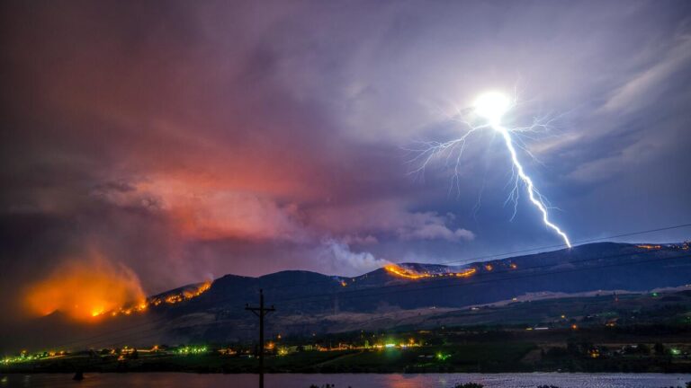 1,000 lightning Strikes Ignite Wildfires