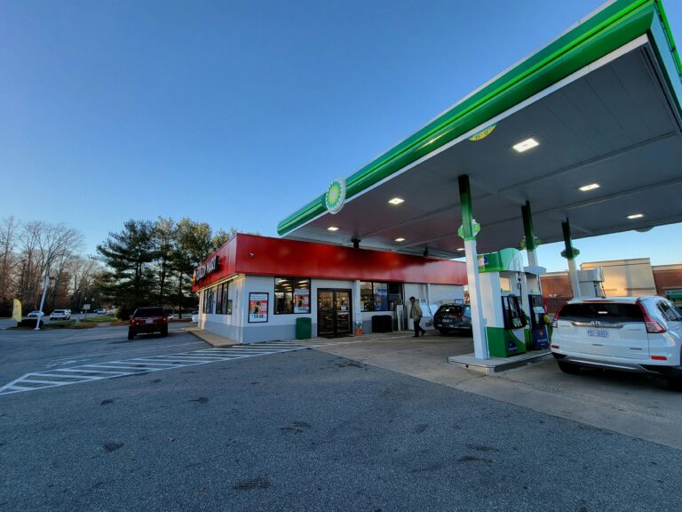 Oil Giant BP Rapidly Leaves Green Business