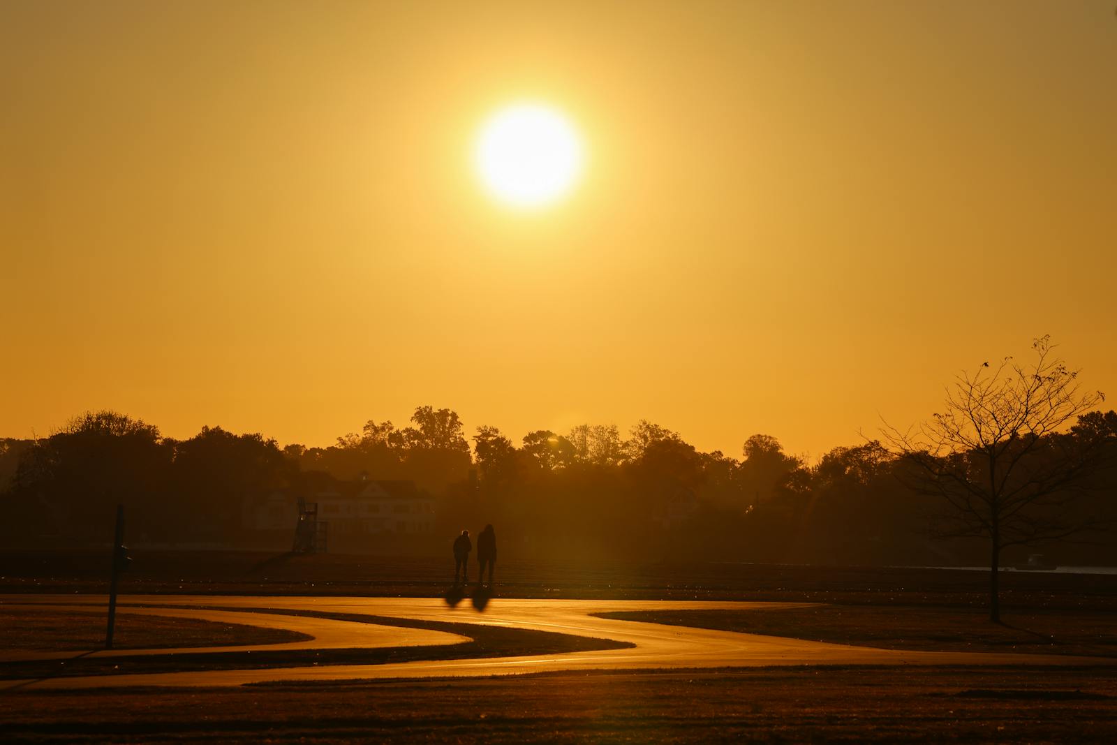 Daybreak. 7:45 am. 45° F. October 20, 2024. Cove Island Park. Stamford, CT