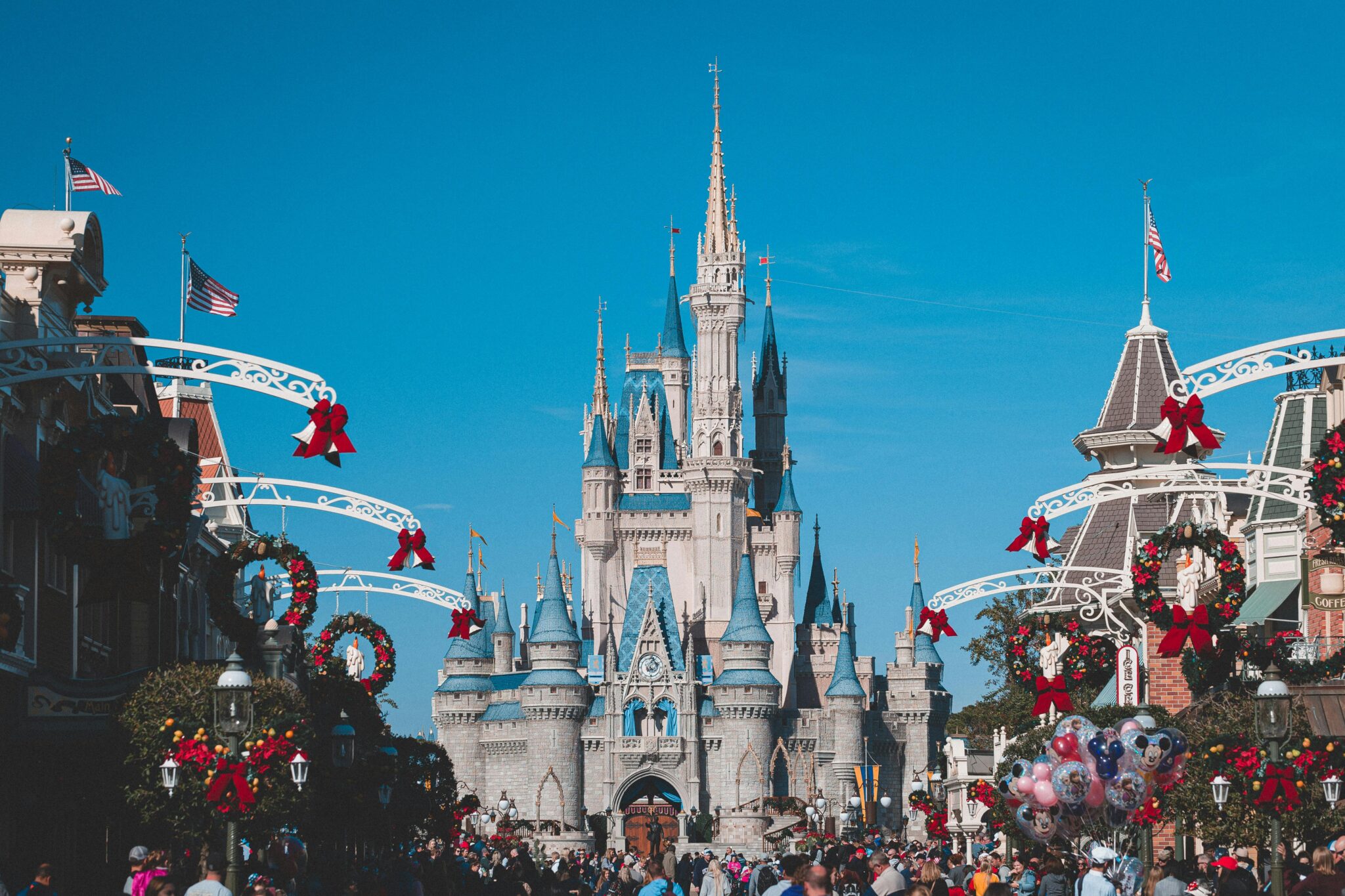 did walt disney world get damage from hurricane milton
