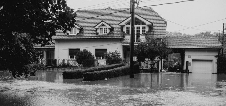 How Shiftily it Shifts! New York Drought Warnings Replaced By Flood Alerts