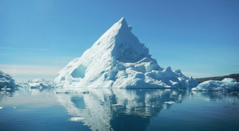 Russia Controls Melting Arctic