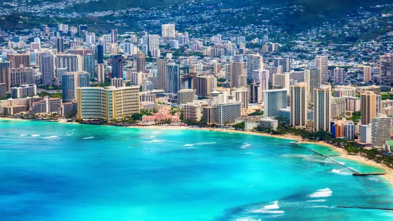 Hawaii’s Coastline Is Disappearing 40 Times Faster Than Expected
