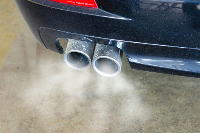 Gas Pumps May Get Air Pollution Warning Stickers