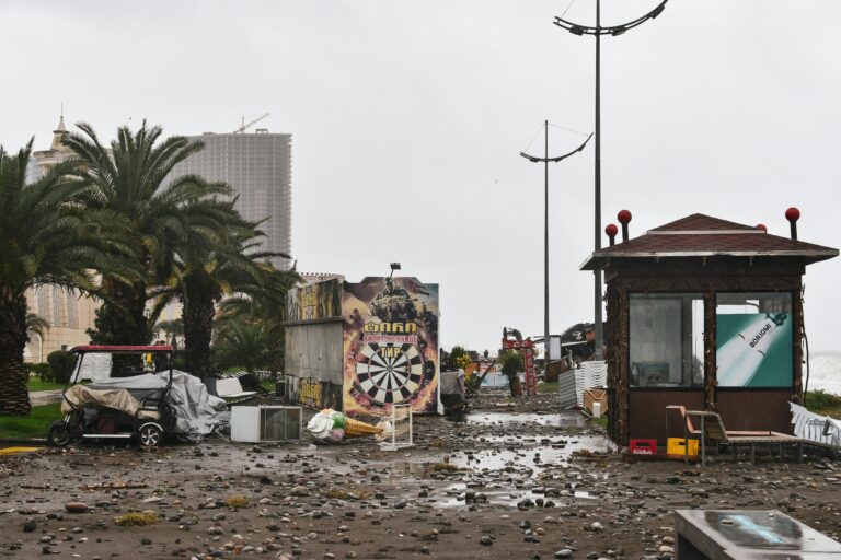 Insurance Company Workers Pressed To Cheat Hurricane Victims.